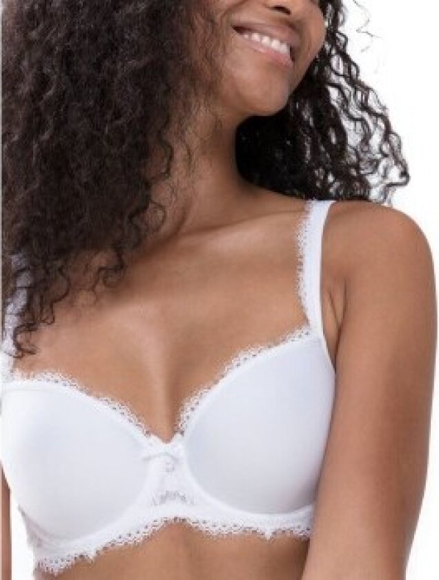 BH Amazing Spacer Bra Hvit B 70 Dame
