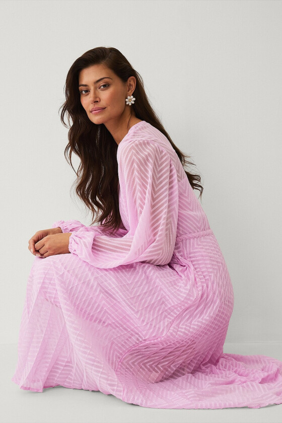 Plissert kjole i dobby-silongsilke - Lilla