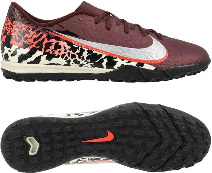 Air Zoom Mercurial Vapor 16 Academy TF United - Bordeaux/Metallisk sølv/Universal Red/Grå - Turf (TF), størrelse 45½