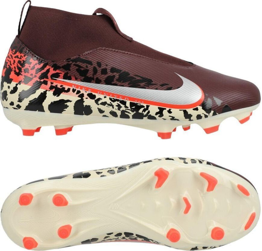 Air Zoom Mercurial Superfly 10 Academy MG United - Bordeaux/Metallisk sølv/Universal Red/Grå Barn - Multi Ground (MG), størrelse 35