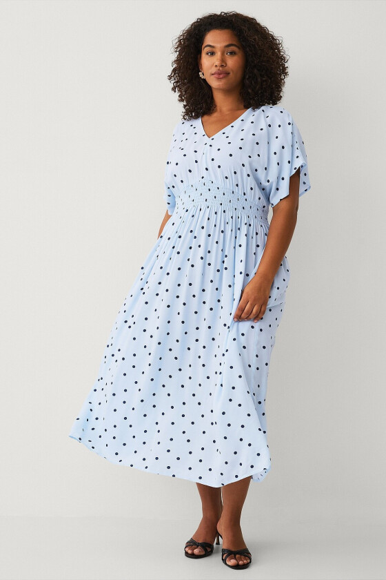 Maxikjole med smockdetalj - Blå