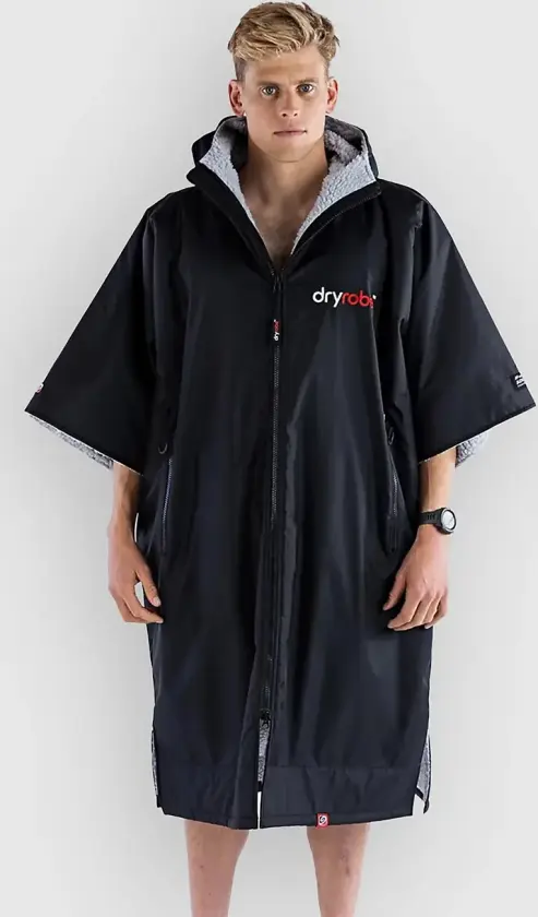 Advance Short Sleeve Poncho svart