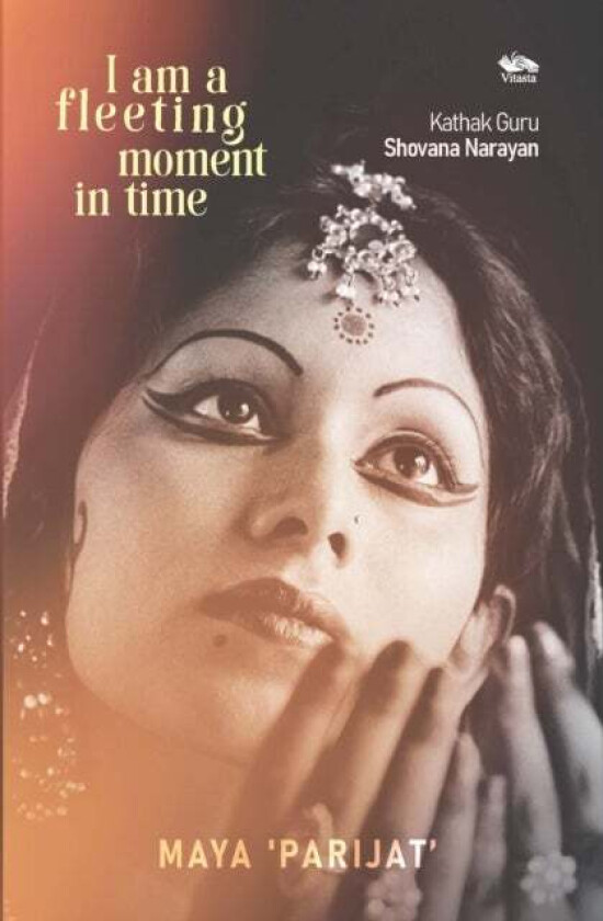 I am a fleeting moment in time av Maya Parijat
