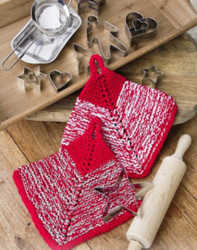 Bilde av  Let's Bake by DROPS Design - Grytekluter Strikkeoppskrift 18x18 cm - 18x18 cm