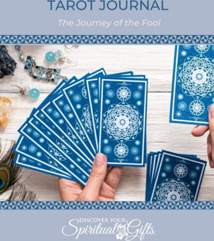 Tarot Journal Workbook av Vialet Rayne (Paperback)