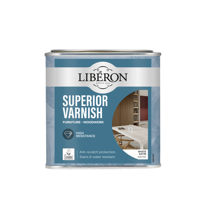 Lakk vannbasert 0,5l superior varnish silkematt hvit base
