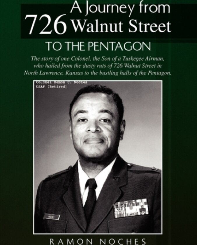 A Journey from 726 Walnut Street av Ramon Noches (Paperback)