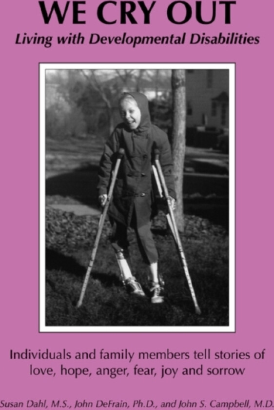 We Cry Out av John PH D Defrain (Paperback)
