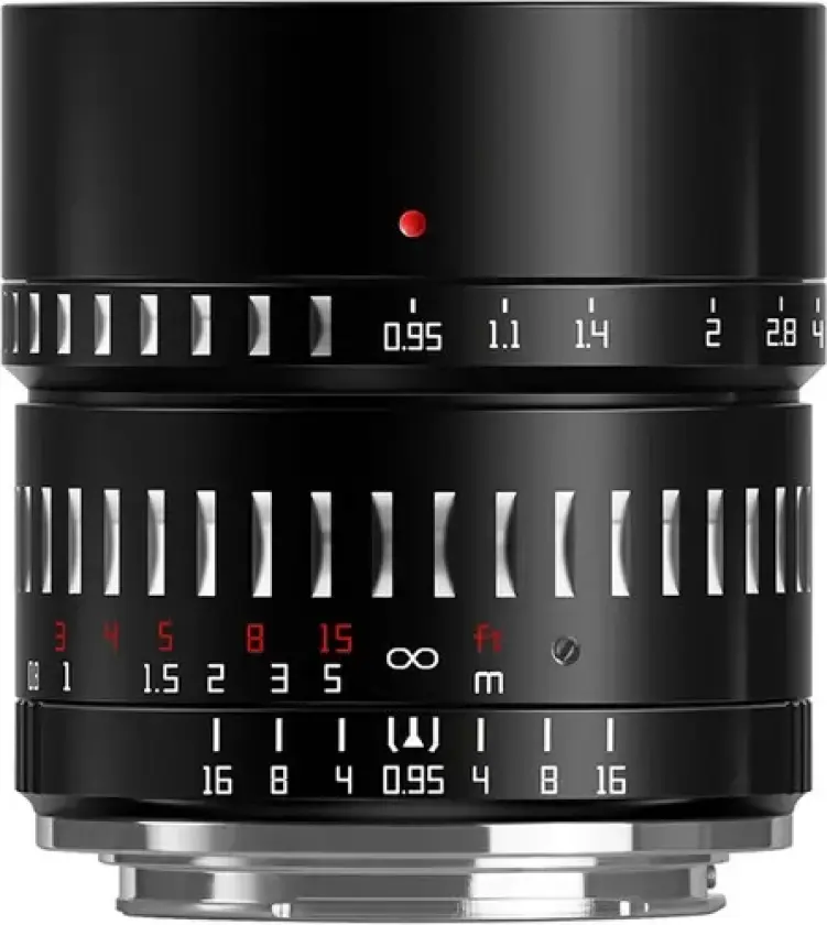 TTArtisan 50mm f/0.95 RF-mount. APS-C