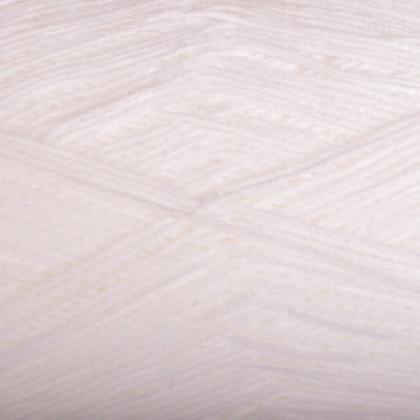  Infinity Hearts Giga Iris Garn 01 Hvit - 500 gram