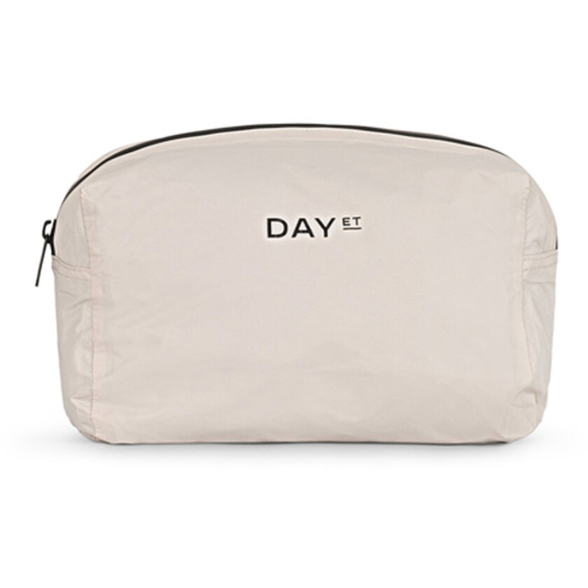 Day GW No Rain Beauty, Toalettmapper