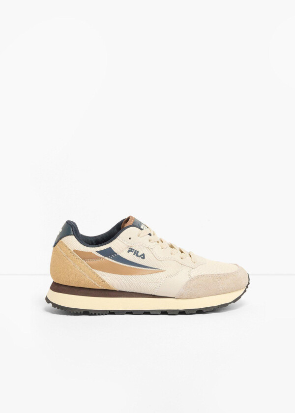 Sneakers i softmateriale fra Fila