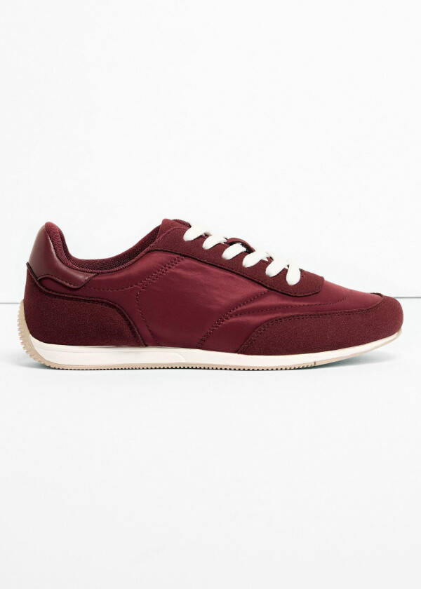 Sneakers i retro look