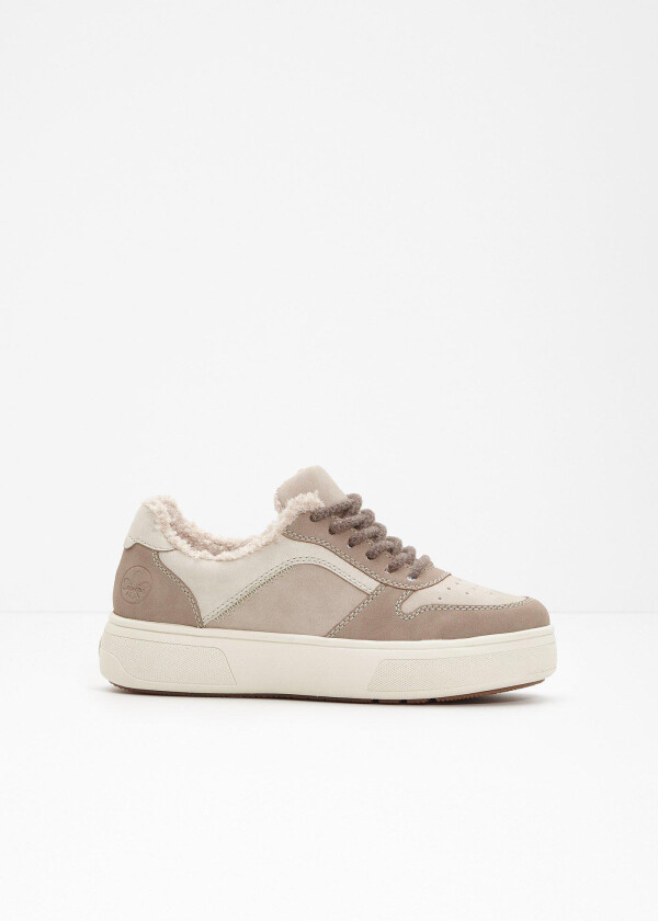 Fôrede, komfortable platå-sneakers fra Rieker
