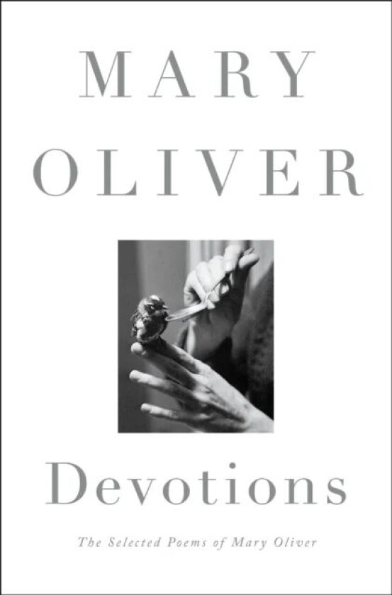 Devotions av Mary Oliver