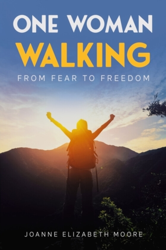 one woman walking av Joanne Elizabeth Moore (Paperback)