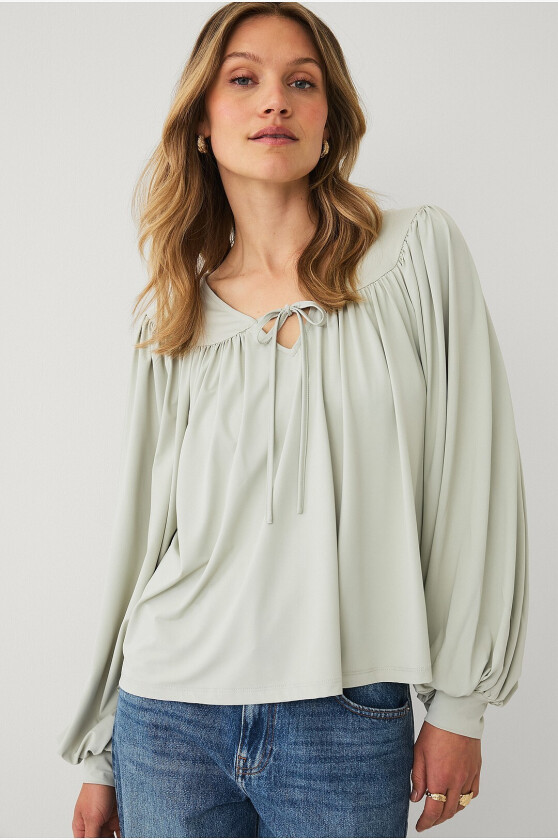 Jerseybluse med ballongermer - Grønn