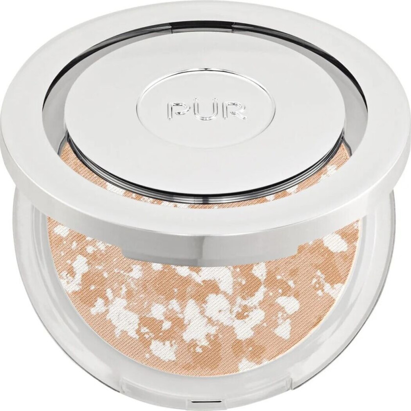 Bronzing Powder Balancing act