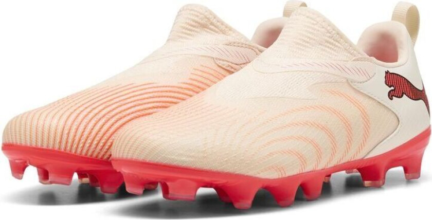 Future 9 Match Laceless FG/AG The Arrival - Sukkermandel/ White/Ultra Red/ Svart Barn FORHÅNDSBESTILLING, størrelse 35