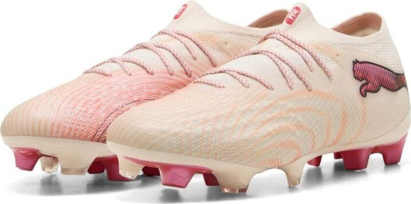 Future 9 Ultimate Low Cut FG The Arrival - Sukkermandel/ White/Ultra Red/ Svart FORHÅNDSBESTILLING - Gress (FG), størrelse 35½