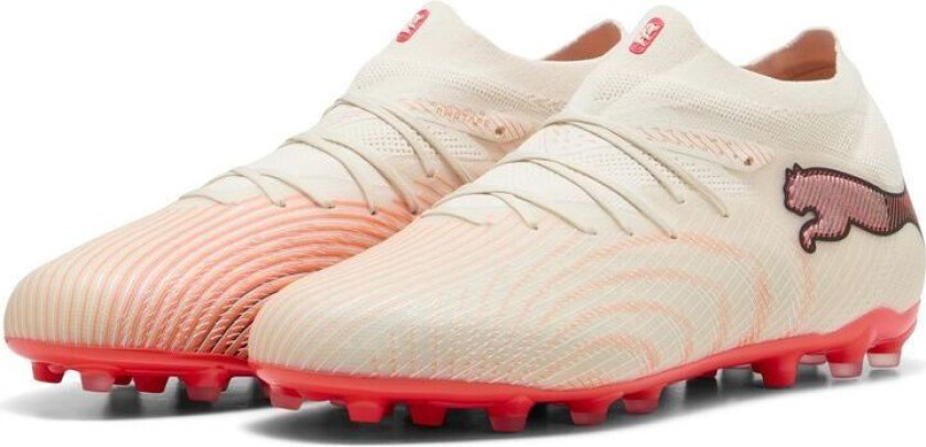 Future 9 Pro MG The Arrival - Sukkermandel/ White/Ultra Red/ Svart FORHÅNDSBESTILLING - Multi Ground (MG), størrelse 42½