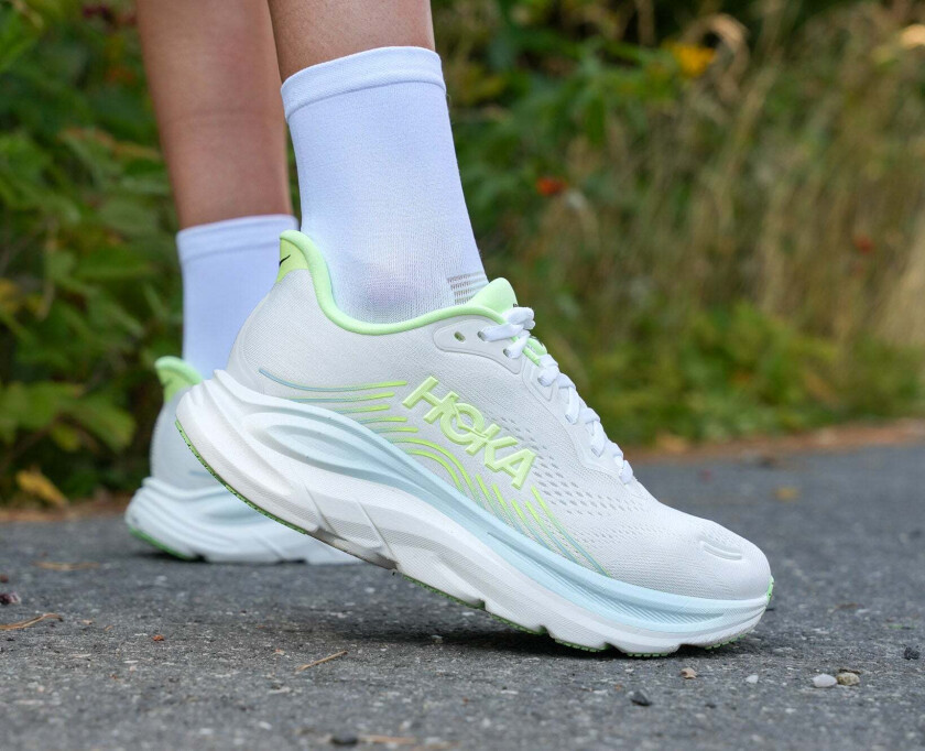 W CLIFTON 11 Frost / Neon Yuzu, EU 34 2/3