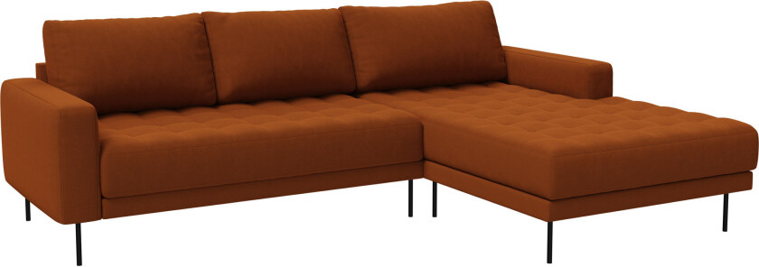 Rouge 2,5 -seters sofa med sjeselong og svarte ben. Kobberfarget Høyresving