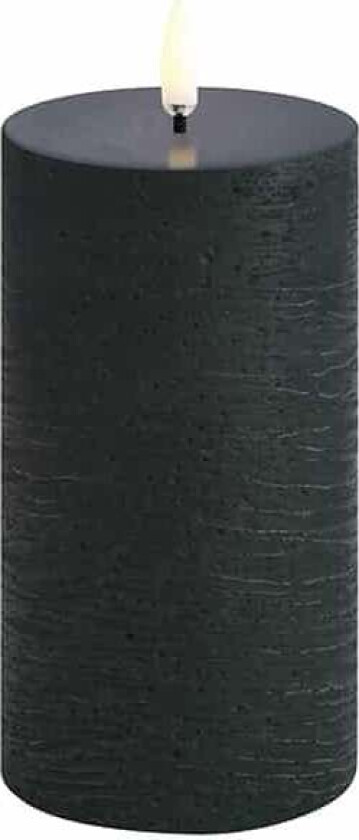 - LED pillar candle - Pine green, Rustic - 7,8x15,2 cm (UL-PI-PG78015)