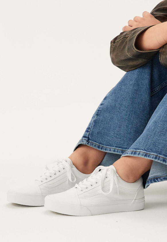 UA Old Skool Unisex True White 40