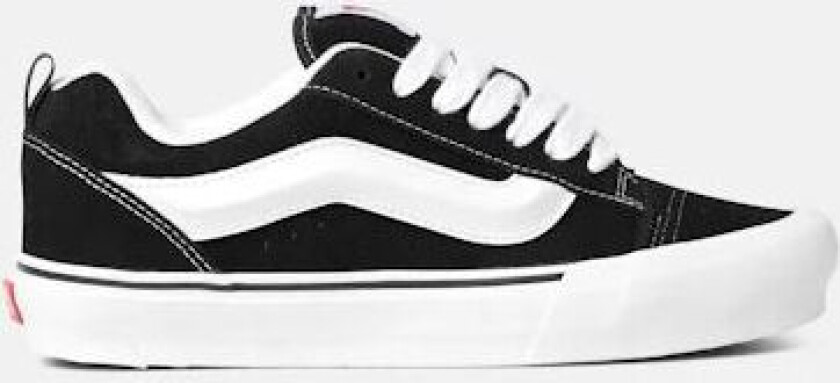 Knu Skool Sneakers Black/True White 37