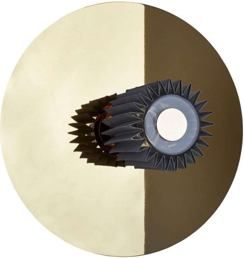 - In The Sun Vegglampe 380 Gull/Sølv