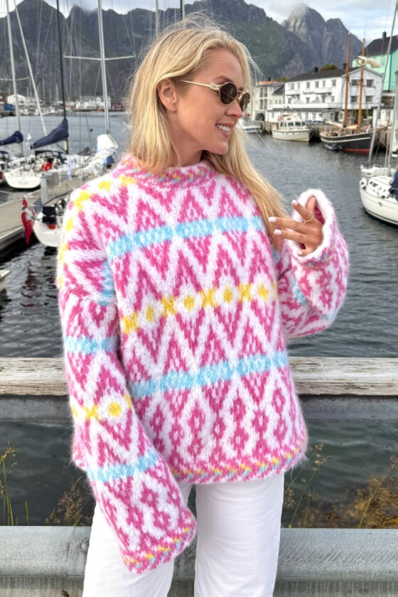 Bilde av Hakiri genser i Fnugg - Ingrid Raadim IR-04-13