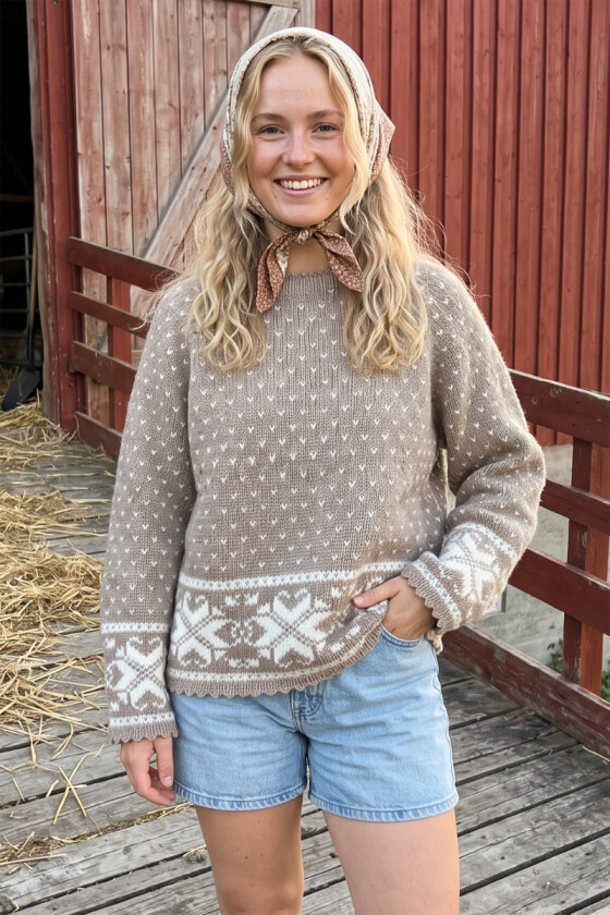 Stugudal nostalgi genser beige/hvit- Strikkia 2026-024-307300
