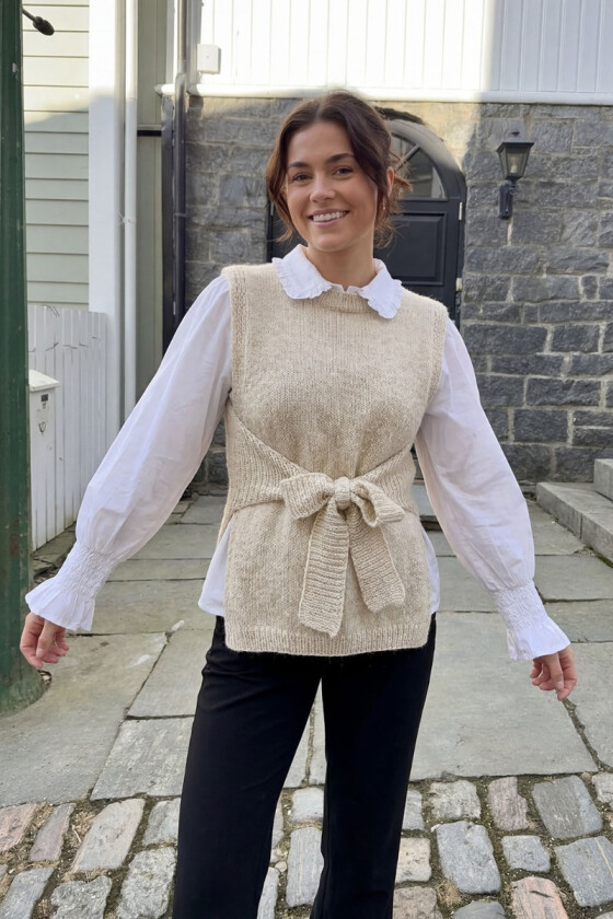Vestelle basic knytevest - DLG 26-003-845DSA