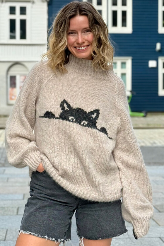 Kitten tei kattegenser - Strikkia 2026-025