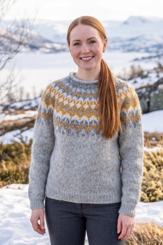 Lysegrå riddarigenser med gult mønster - Istex LL0146-F