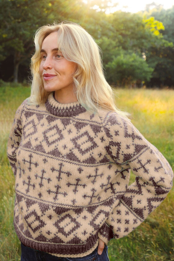 Beige Lyngøyagenser med brunmelert mønster - OK-09-02-67986797