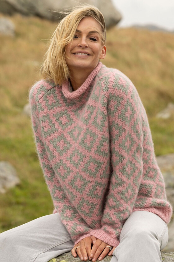 Veslemøy genser med rosa bunnfarge - Viking 2519-7-374330