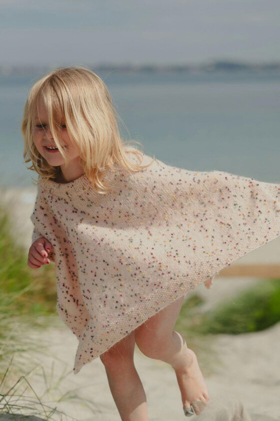 Cosette poncho til barn - DG 475-06