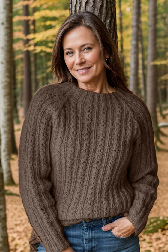 Morning dew sweater i brunt - Strikkia 2024-072-308