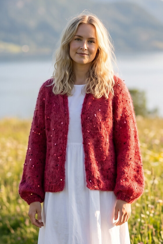 Diana disco cardigan i rød - Strikkia 2026-031-731016