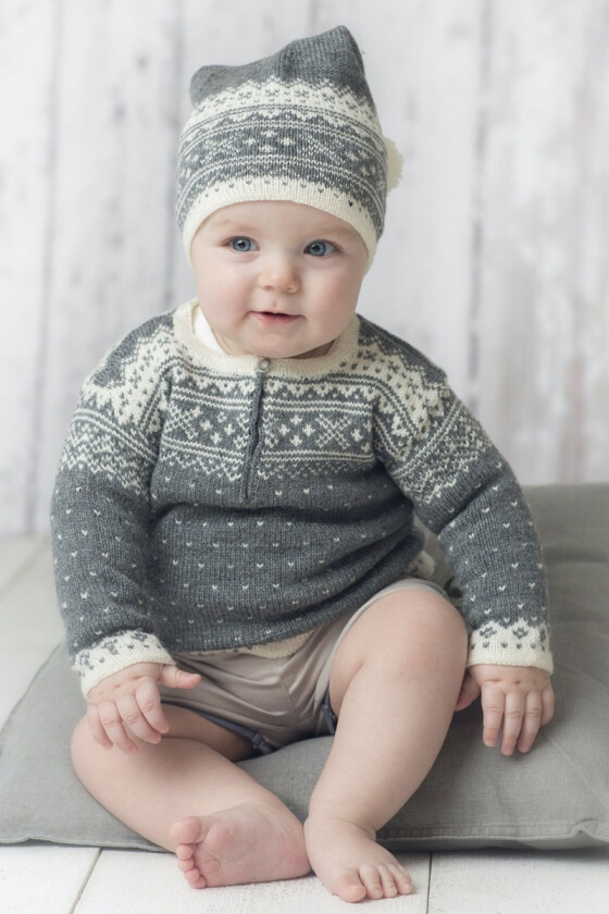 Setesdal babygenser med lue - DG 313-12