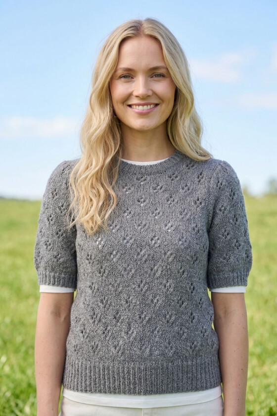Grå Eyelet topp - Strikkia 2025-017BK-7403