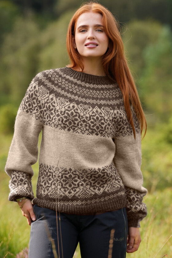 Beige seterrose genser med brunt mønster - DLG 25-030-34853488