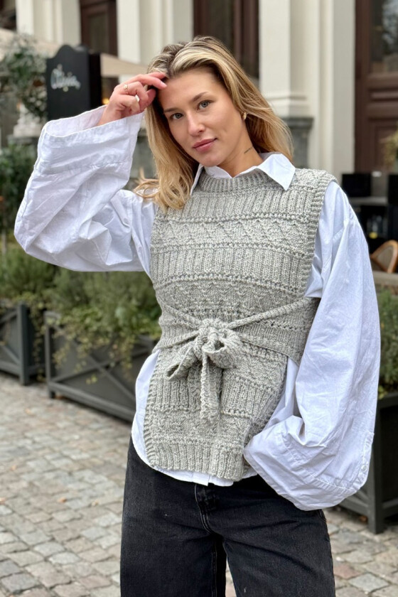 Strukturlykkevest med knyting - DLG 25-033B