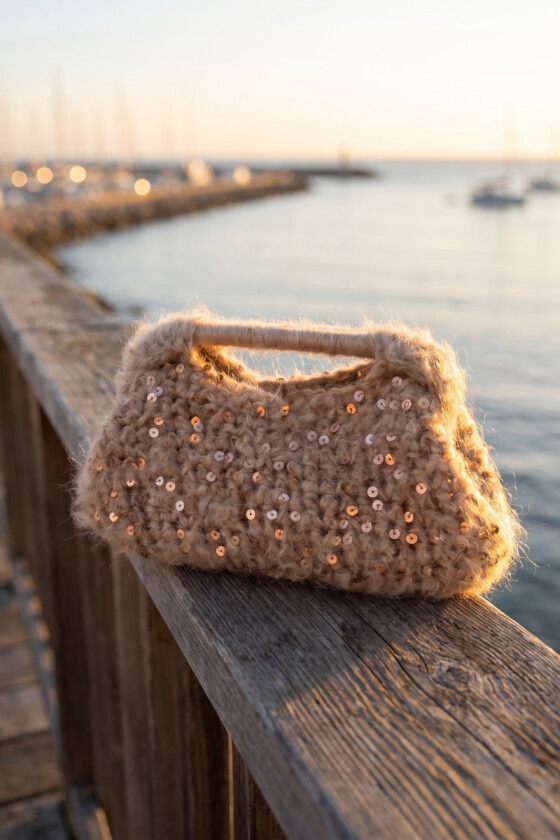 Beige diana disco clutch - Strikkia 2026-026