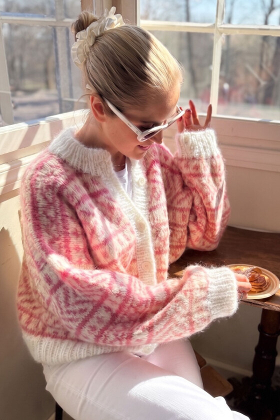 Hanami cardigan i pink splash - Ingrid Raadim IR-02-44A