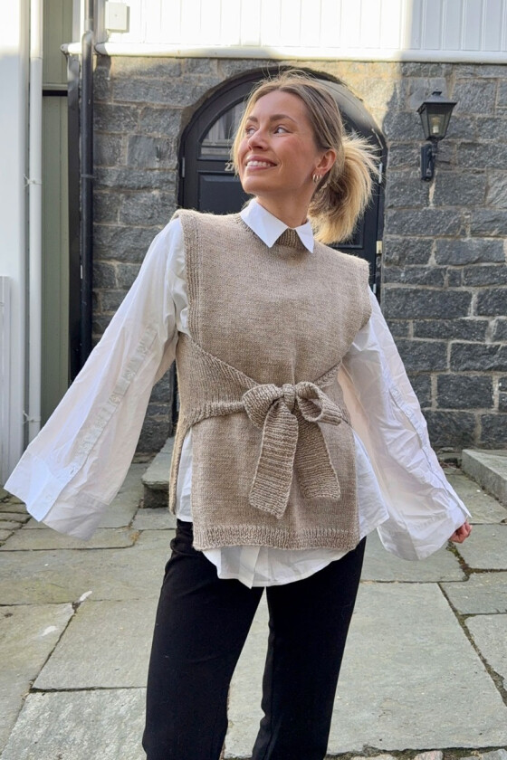 Vestelle basic knytevest - DLG 2026-003