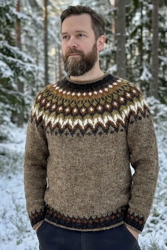 Brun riddari genser med flere farger i mønsteret - LL0135-M