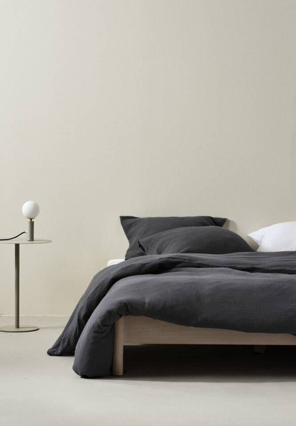 TOM sengesett dobbeltseng - økologisk Mørk føflekk grå